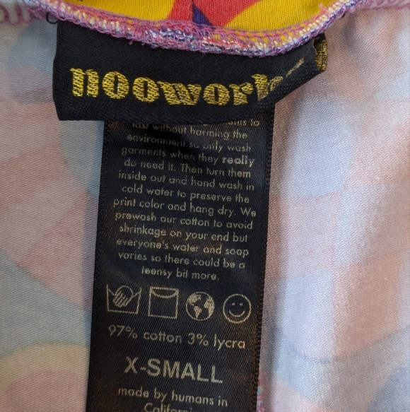 Nooworks • Cropped Kick Flares In Party Time - Picture 7 of 7